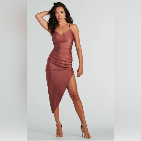 Windsor Women’s Eyes On You Asymmetrical Mini Dress In Brown Sz M - Picture 1 of 9